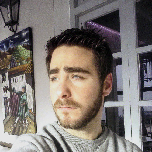 heterosreales:  Carlos, español de 25 años con novia. Hermoso. Encuentra mas heteros calientes en: www.heterosreales.tumblr.com 