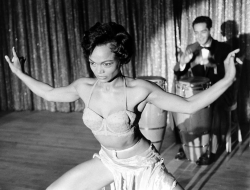 twixnmix:  Eartha Kitt performing at El Rancho Vegas in 1955.Photos