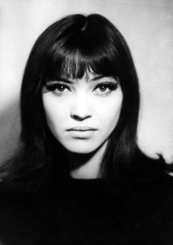 the60sbazaar:  Anna Karina  