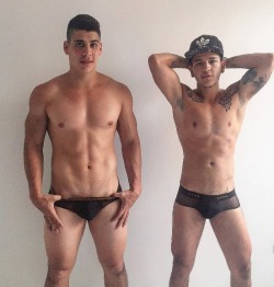 Hot new Latin couple Angelo and Marcos live cam show at gay-cams-live-webcams.com