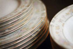 puzzlingly:  south hampton fine china by Simply Stardust on Flickr.