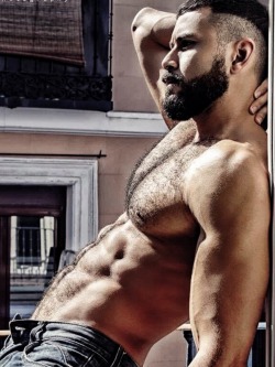 Hot, Beefy, Sexy, Muscular Men for YOU
