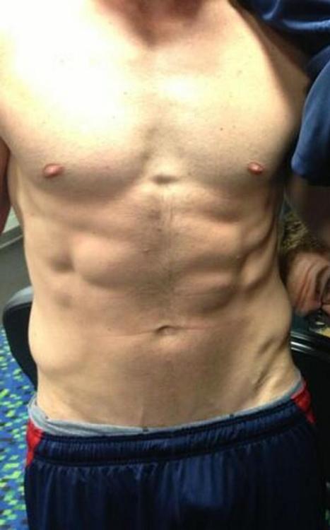 Atlanta Braves stud Dan Uggla shirtless in locker room with abs shot and bulge!!!