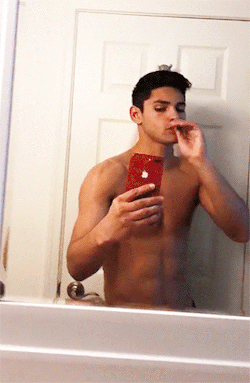 darianf0rrester:  Ryan Garcia 
