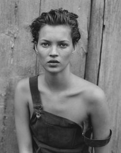 Seven seminal images by Peter Lindbergh.