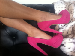 hellohighheels:  Hello High HeelsHelloHighHeels2.com