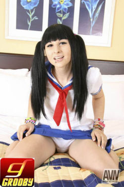 smutterman:  Young Bailey Jay when she was still Line Trap. It’s