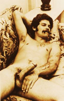RETRO MALE FANTASIES