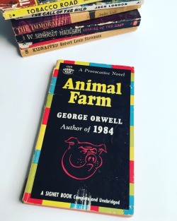 macrolit:Animal Farm, George Orwell
