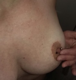 r0llinthehay:  Making myself cum in the shower thinking of him