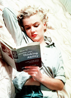  Marilyn Monroe by John Florea, 1953. 