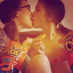 kayleedanger:  It’s a #Cheetos life with @jaefilthy and @seductivestudios