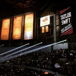 taylorswift:  The banners up at Staples Center right now because