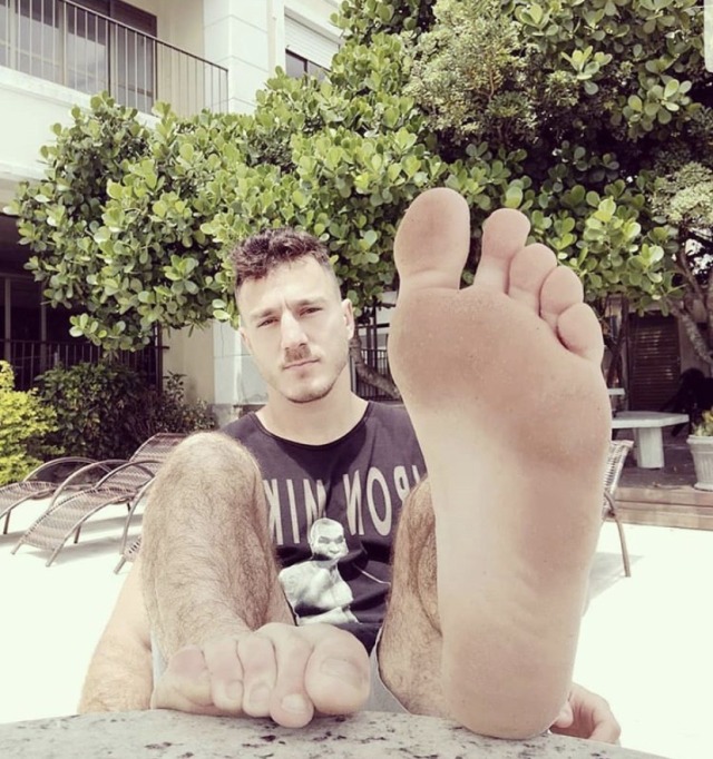 feetman80-deactivated20220409: