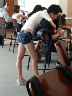 9gag:  Nice legs dude!