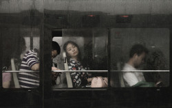 archatlas:  Moments of Life Captured on the Bus    Zhang Jia