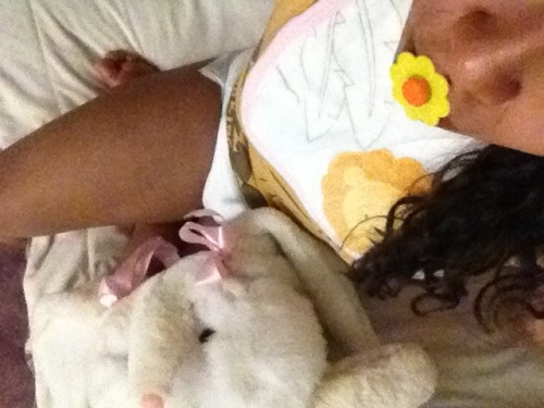 <p>Before to sleep I play and watching Dora :P