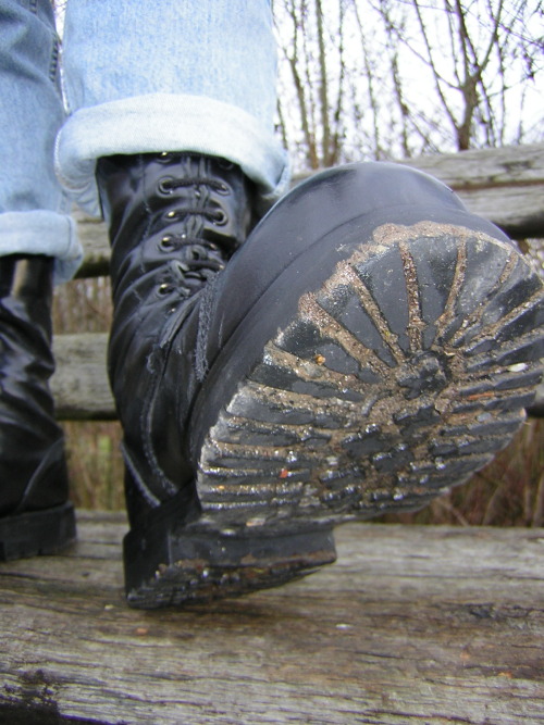 subtosolesofmenfootwear:  barelederratte:  GOILE BOOT//   These Boots will crush and destroy many fags