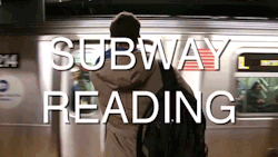 thorcazo:sizvideos:Taking fake book covers on the subway - Watch