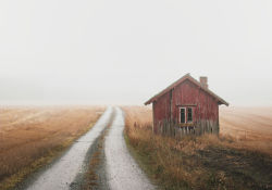 archatlas:  Abandoned Houses in NorwayBritt M. is a photographer