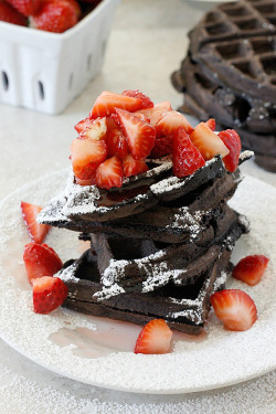 cake-stuff:  Dark Chocolate Coconut and Strawberry Waffles More