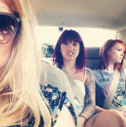 lass-and-suicide:  Sophie,Brewin and Lass