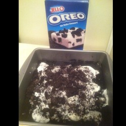 Yeah I started baking every night. #oreo #lonelynights #fatass