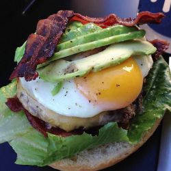 foodisperfection:  Bacon, avacado, fried egg cheeseburger