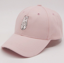 lianyu:  baseball cap 