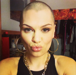 heart:  Above in the picture is Jessie J, a star in the music