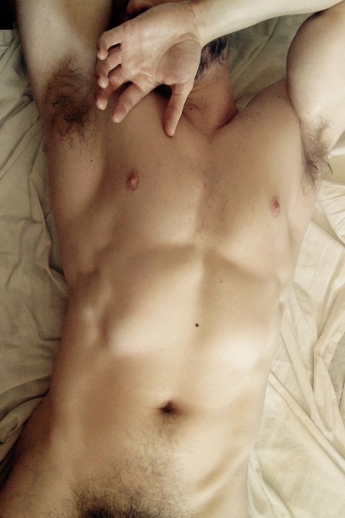 theonlylivingboyinnewyork:  theonlylivingboyinnewyork:  Good morning…  Reblogging cause this has over 10,000 notes. 