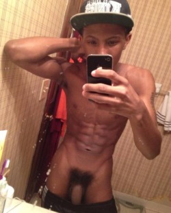 scorpius21:  savvyifyanasty:  lightskinnedboys:  Thick where it counts  &gt; yesss  Follow me @ savvyifyanasty.tumblr.com  http://scorpius21.tumblr.com/