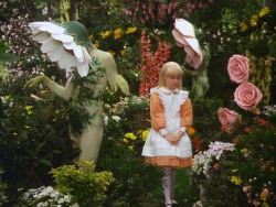 glittertomb:Old Movies I Want to Watch (Part 1):Alice in Wonderland