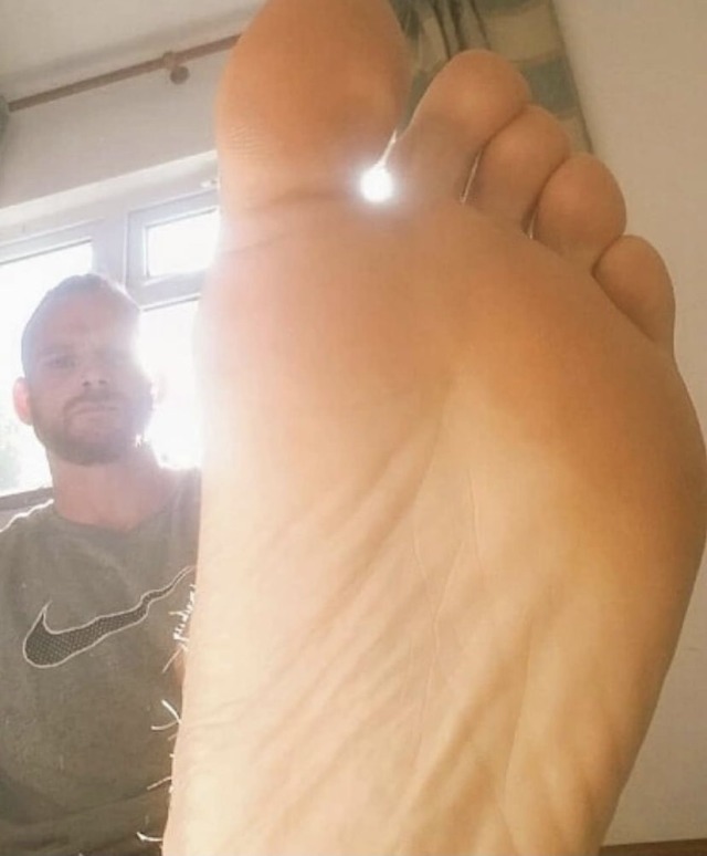 feetman80-deactivated20220409: