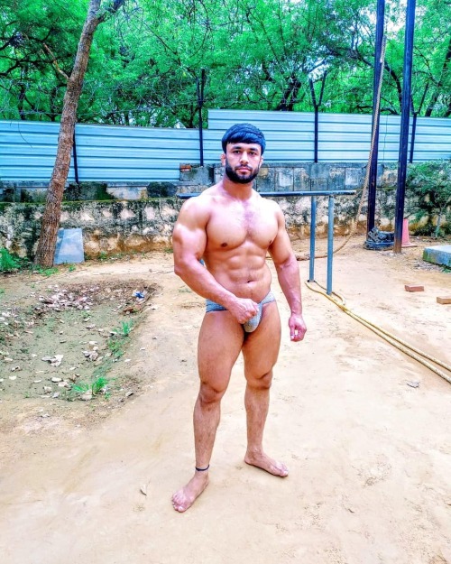 asianbrosexy:  