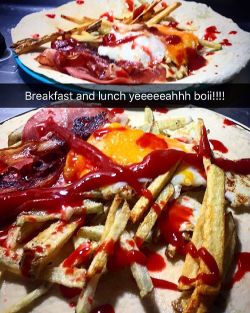 lostnachos:  #breakfastofchampions #lunchofchampions #breakfastburritos
