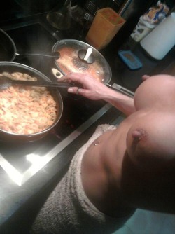 verveeveryday:  Love her nipples. Looks like a good cook too…