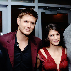 mistofstars:  padaleckisdaily: Jared: Yeah, I actually have [Genevieve’s]