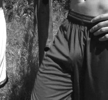 freeballingexhibitionist:  Follow me at   FREEBALLING EXHIBITIONIST