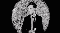 goosberrye:  Buster Keaton’s ‘bitch-face’… Even giving