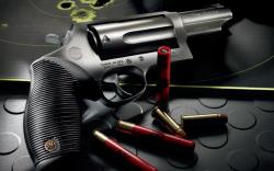 gunrunnerhell:  Taurus Judge The revolver that put Taurus on