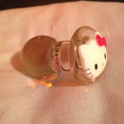 yes-please-daddy-:  geeky-little-girl:  Got the cutest plug in