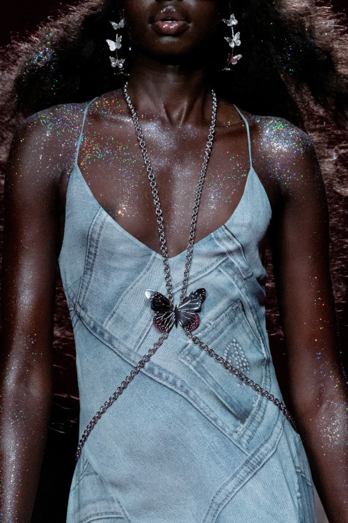 themakeupbrush:Blumarine S/S 2022
