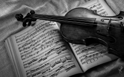 atchuna-blackmagic:  Violin Vintage more edits here 