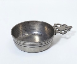 Bleeding dish, 18th c. When blood was taken from patients in