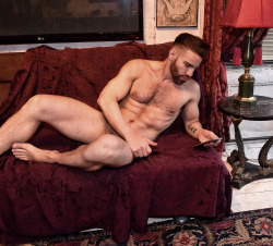Hairy barefoot men, and other smut