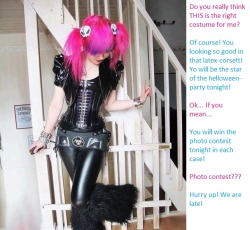 ameteur-sissy-jayne:  I want that latex outfit. Imagine the cocks