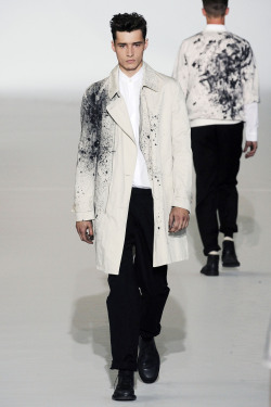 psychicjailbreak:  Kris Van Assche SS11 