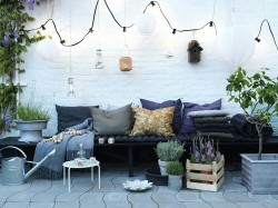 mylittleitch:  Outdoor seating area 
