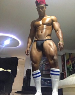 gymguy211:  Andres Olave 